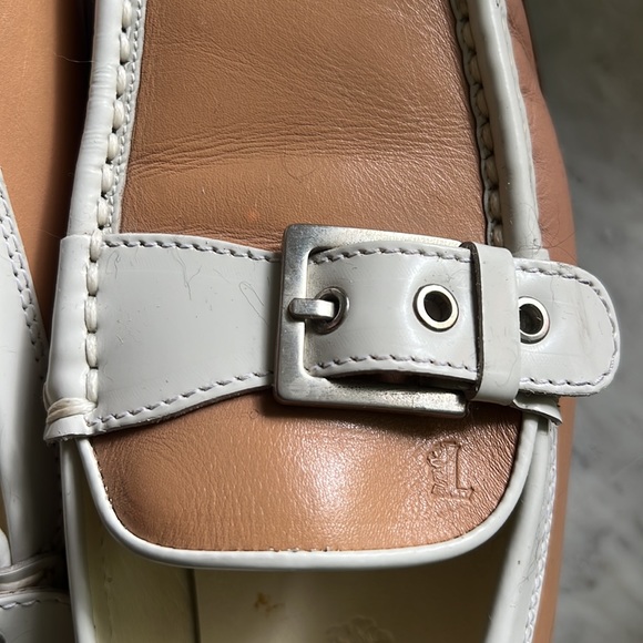 Tod’s loafer in camel and cream - Picture 8 of 8